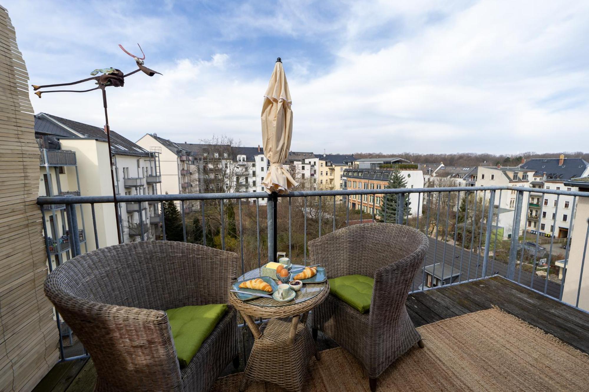 Schlossberg-Domizil Mit Weitblick - Arbeitsplatz, Balkon, Netflix, Badewanne & Yogamatte Chemnitz Exterior foto